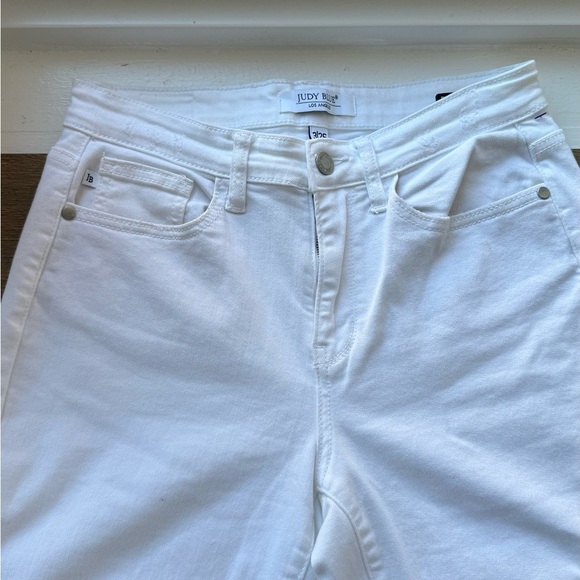 Judy Blue White Jeans Destroyed Boyfriend Sz 3/26 Mid Rise - Picture 8 of 8
